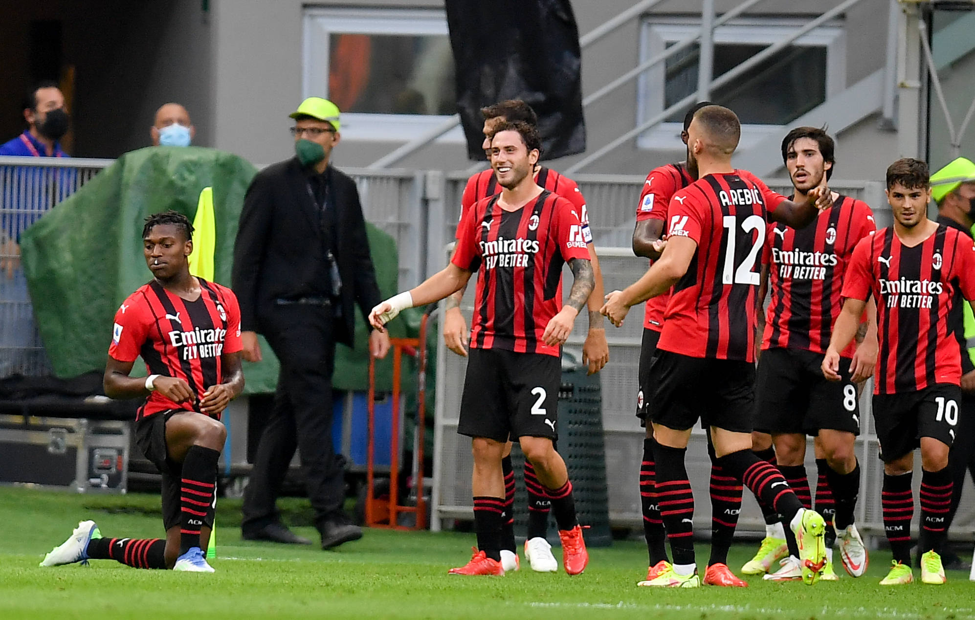 托尼·关恩达成生涯第 3000 支安打，全场观众共同见证这位击球大师的荣耀