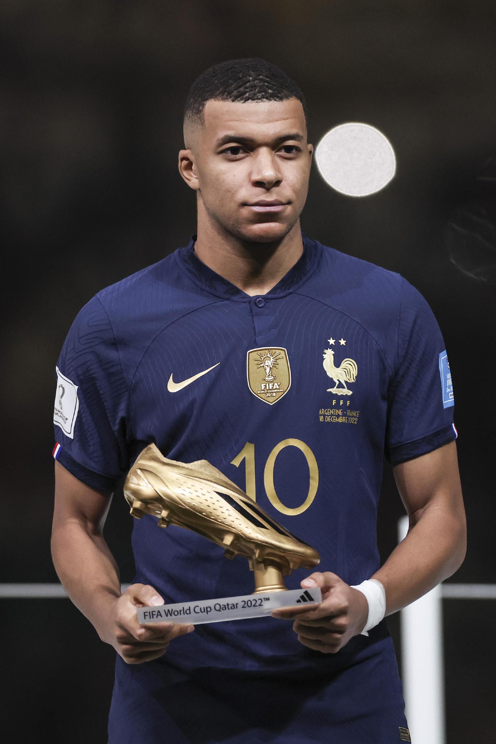 意甲半场：伊尔迪兹双响，埃斯波西托破门，尤文2-1卡利亚里