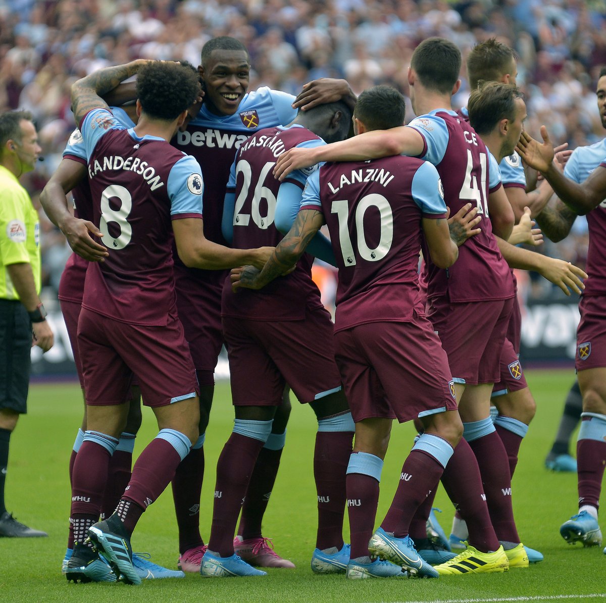 2026年美加墨世界杯抽签将于北京时间2025年12月6日01：00举行